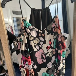 Express floral tank